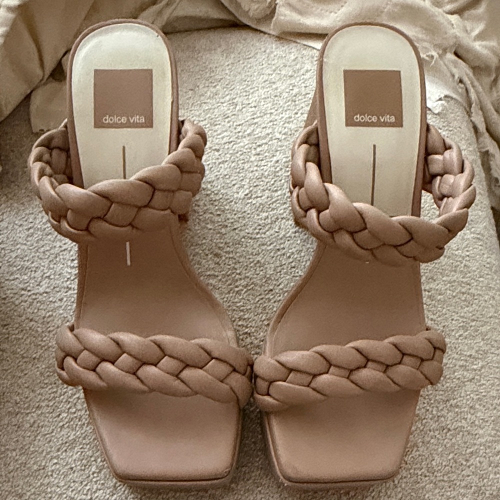 Dolce Vita Women's Beige Braided Sandals